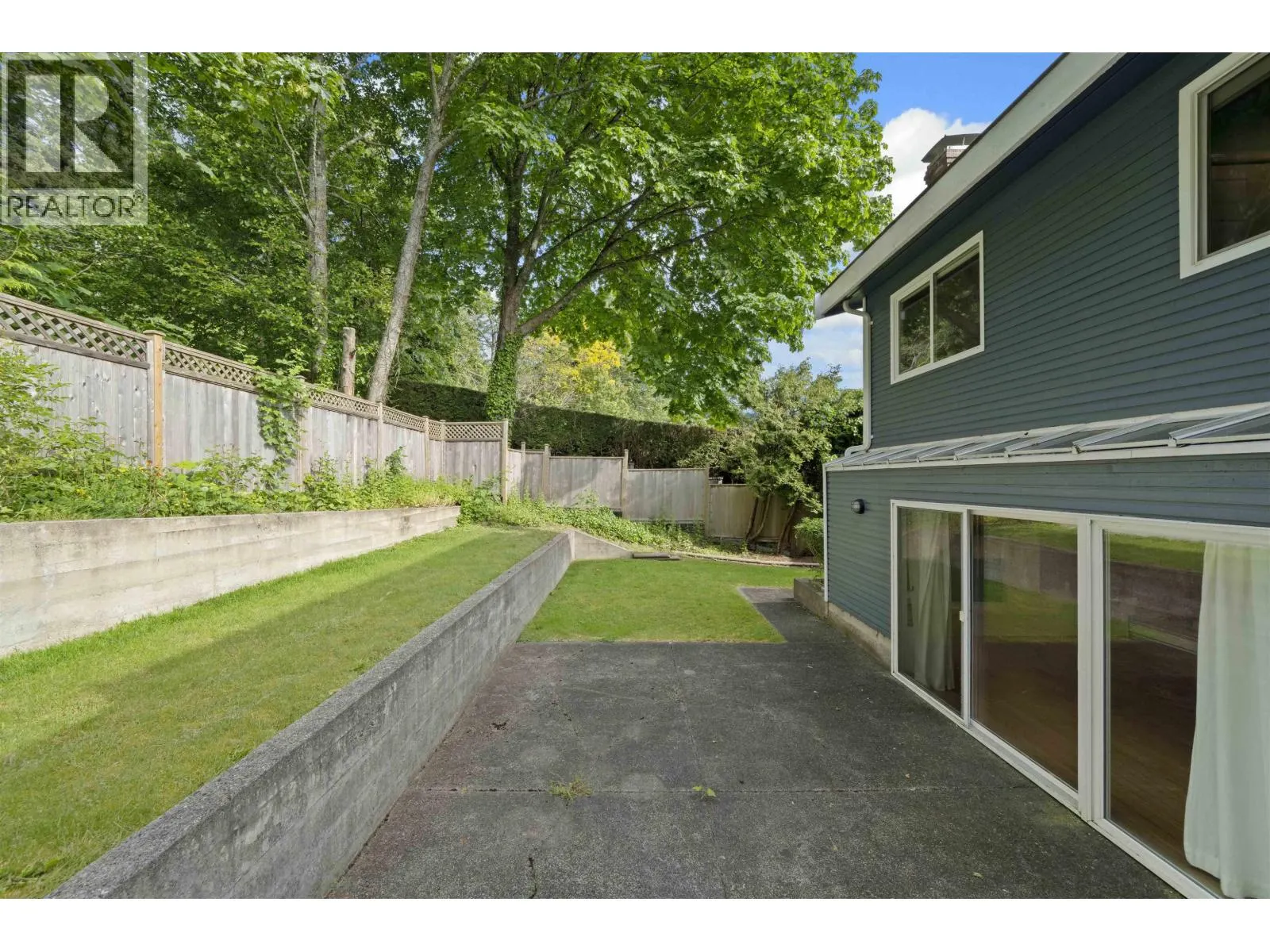 163 WOODLAND DRIVE