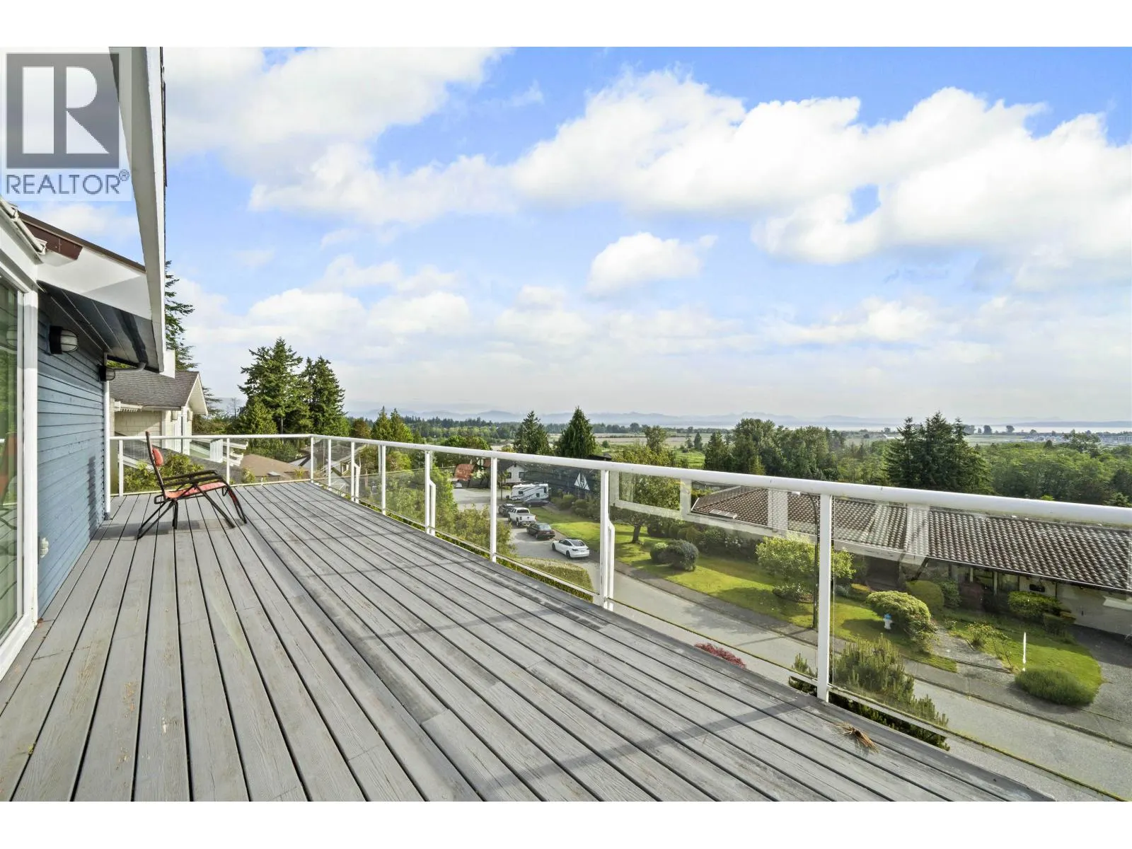 163 WOODLAND DRIVE