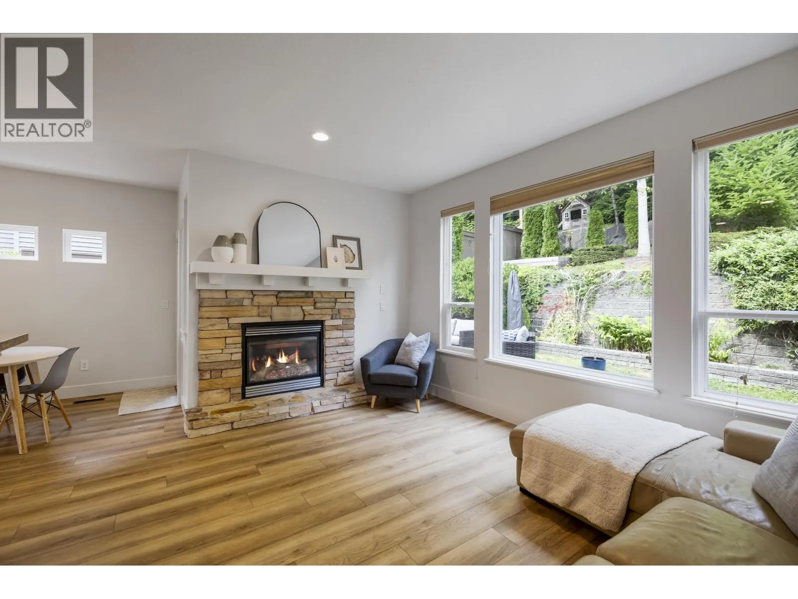 23 HICKORY DRIVE