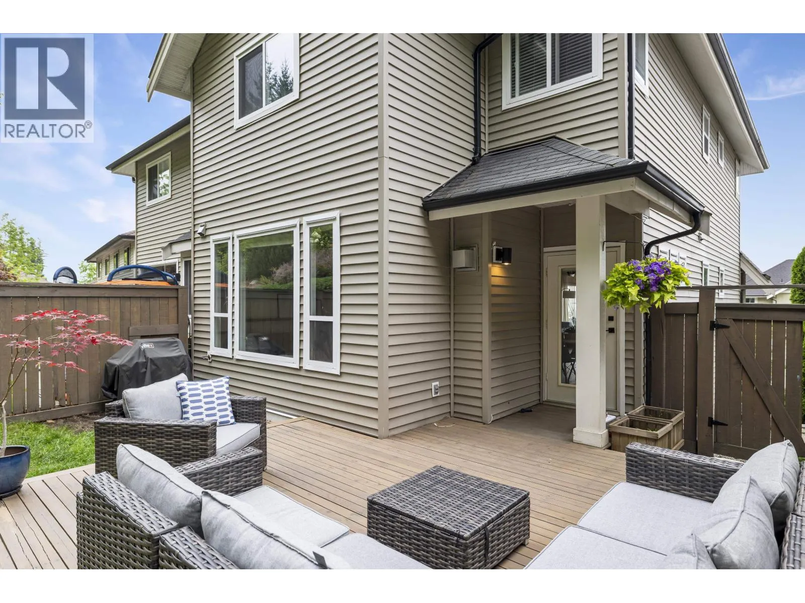 23 HICKORY DRIVE