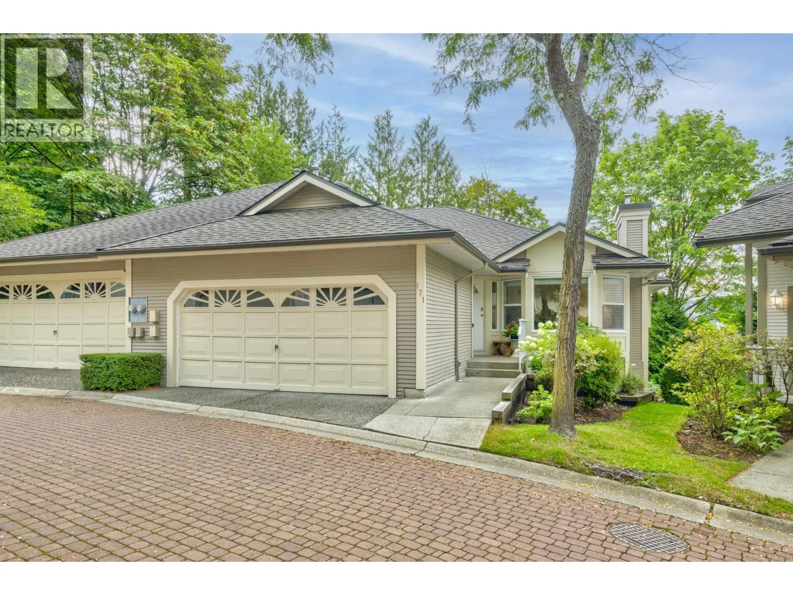 171 101 PARKSIDE DRIVE