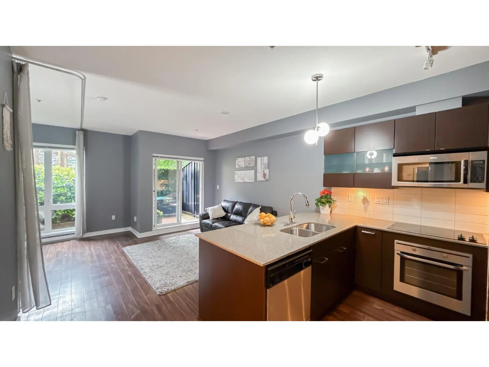 112 13321 102 A AVENUE