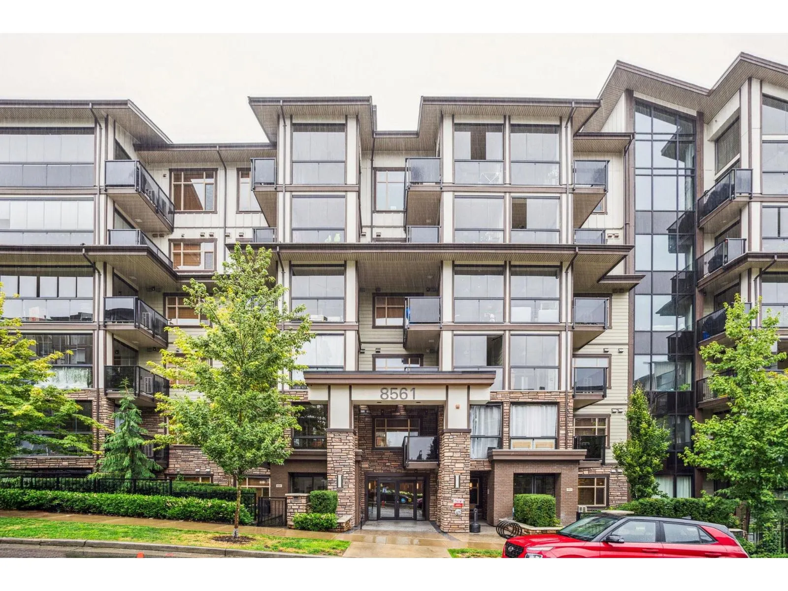 610 8561 203A AVENUE