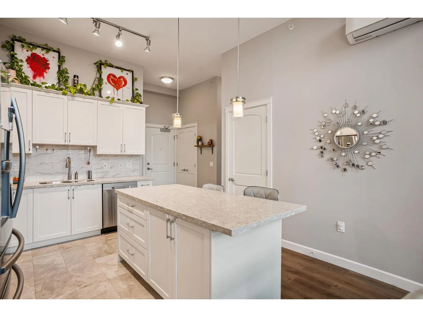 610 8561 203A AVENUE