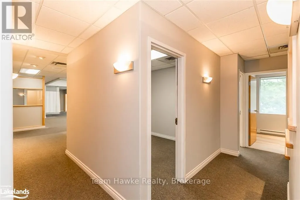 203 - 240 PENETANGUISHENE ROAD, #203