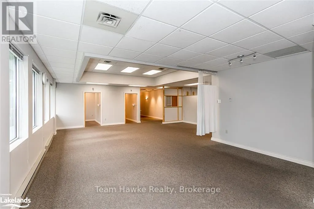 203 - 240 PENETANGUISHENE ROAD, #203
