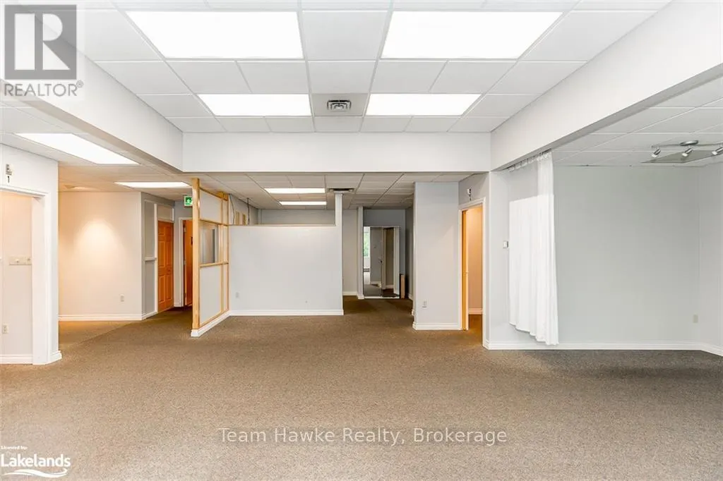 203 - 240 PENETANGUISHENE ROAD, #203