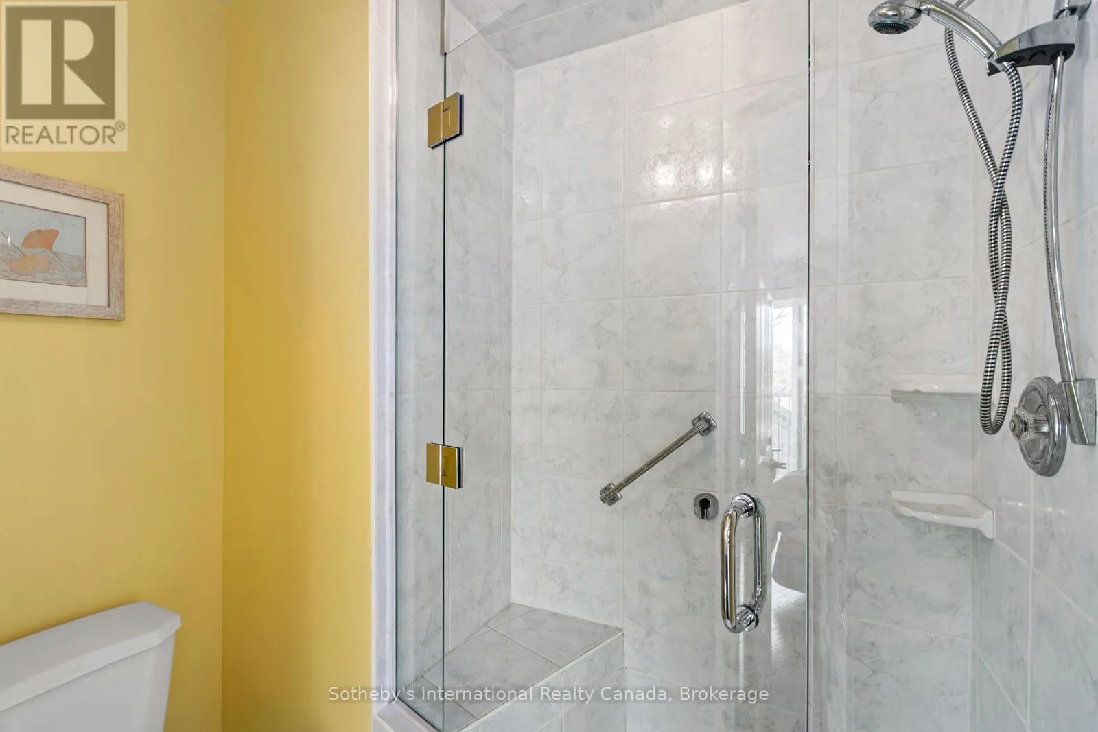 10 - 8 BECK BOULEVARD, #10