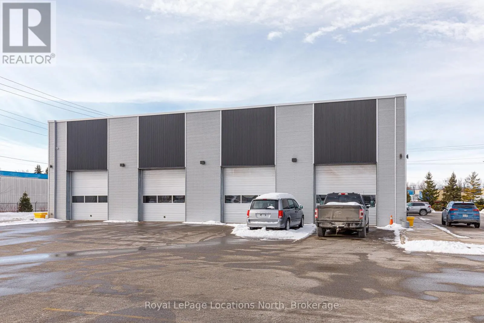 100 - 245 RAGLAN STREET E, #100