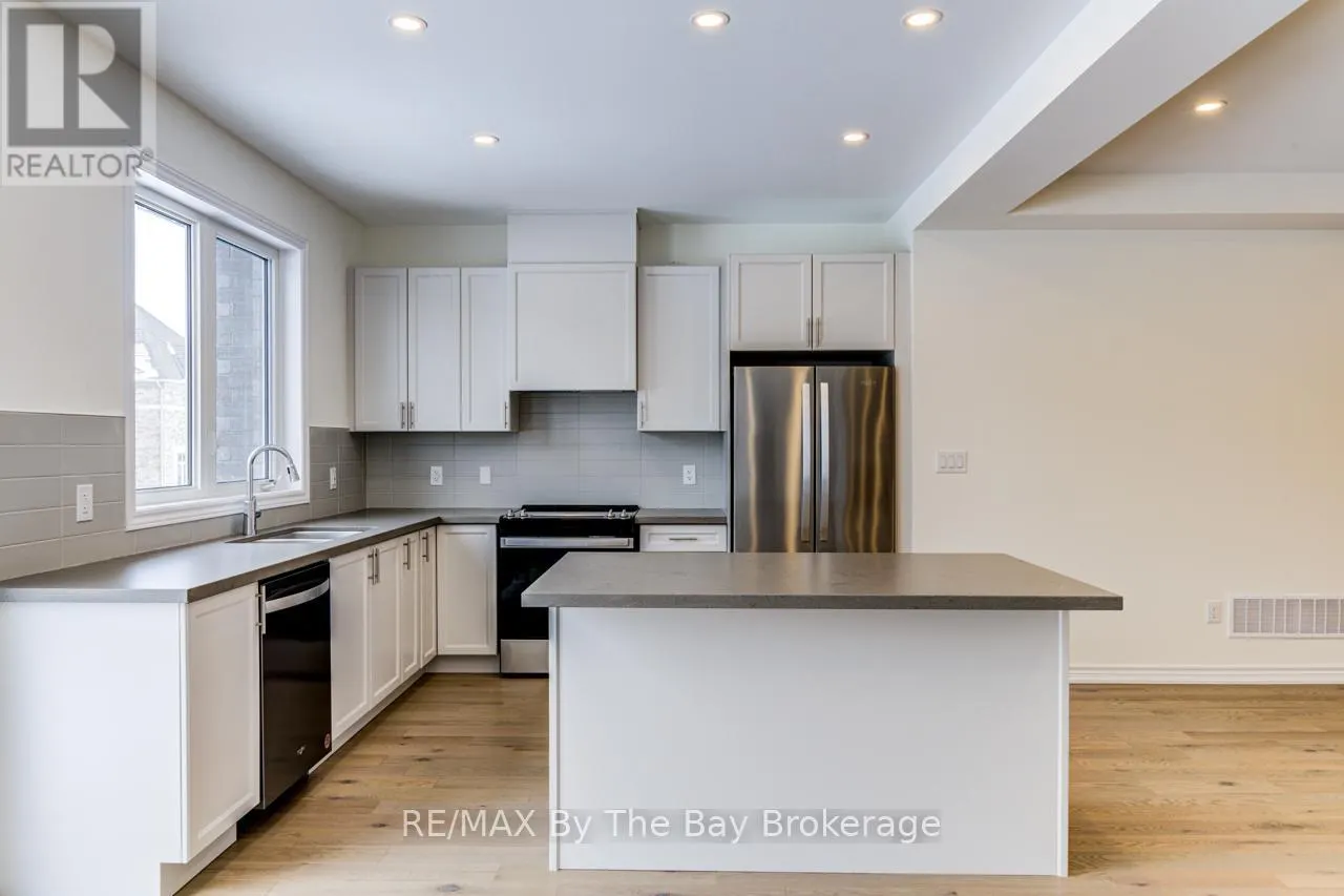 15 SUN VALLEY AVENUE