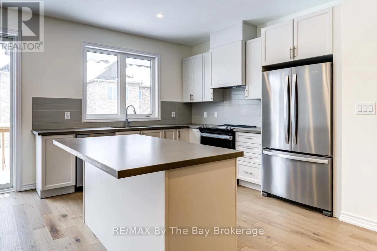 15 SUN VALLEY AVENUE