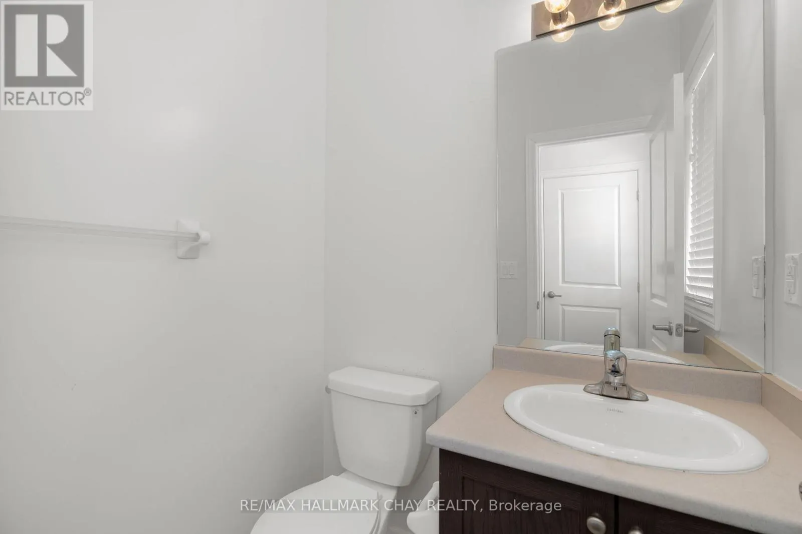 19 CHURCHLEA MEWS