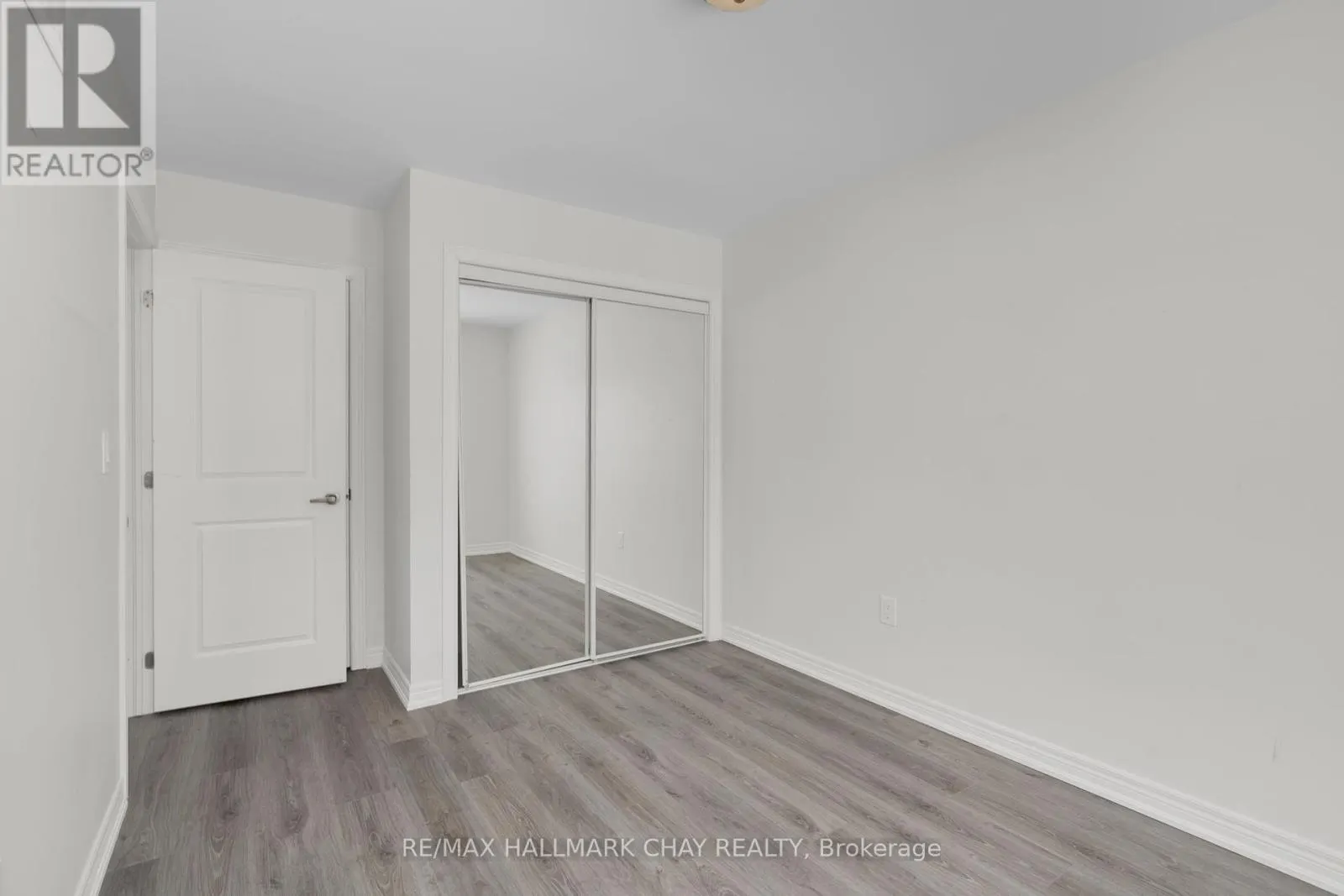 19 CHURCHLEA MEWS