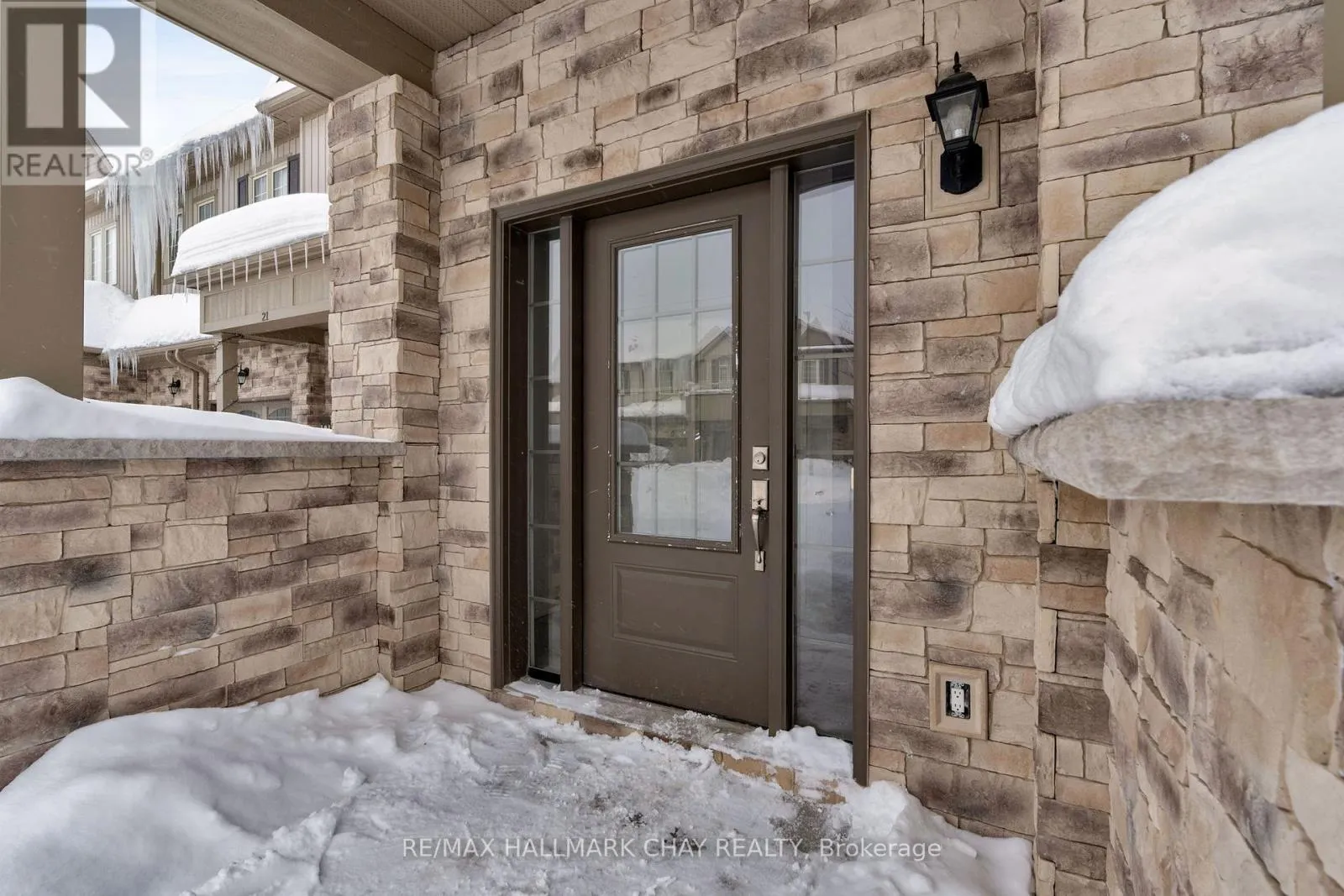 19 CHURCHLEA MEWS