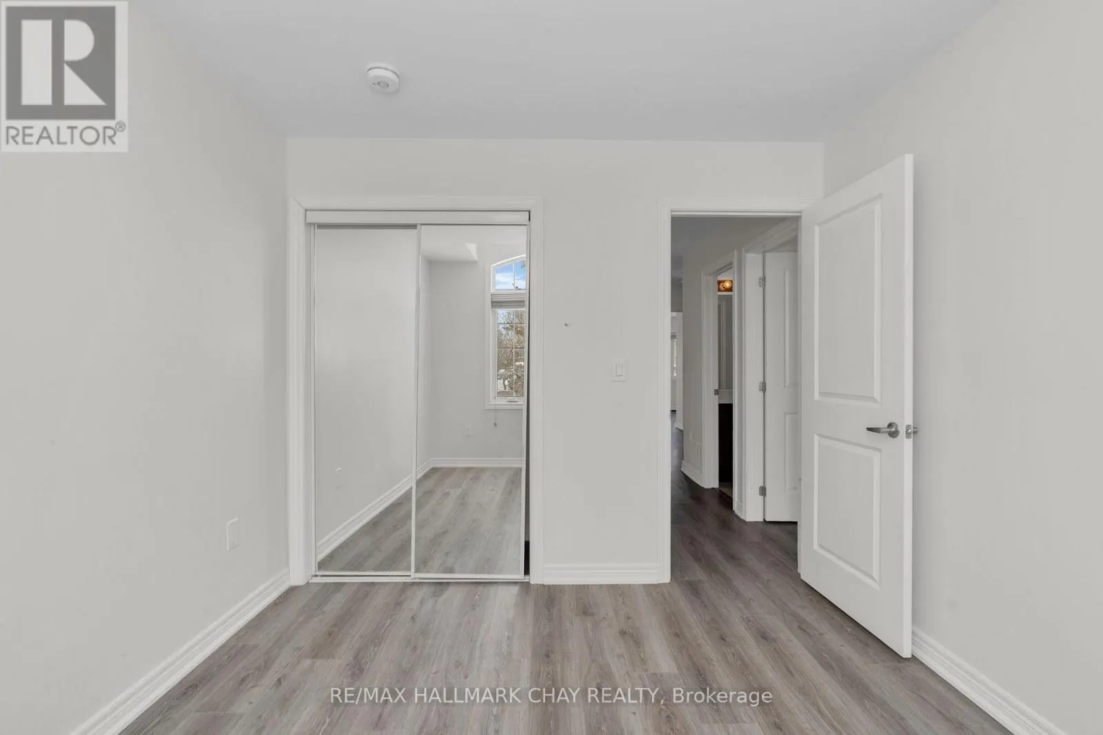 19 CHURCHLEA MEWS