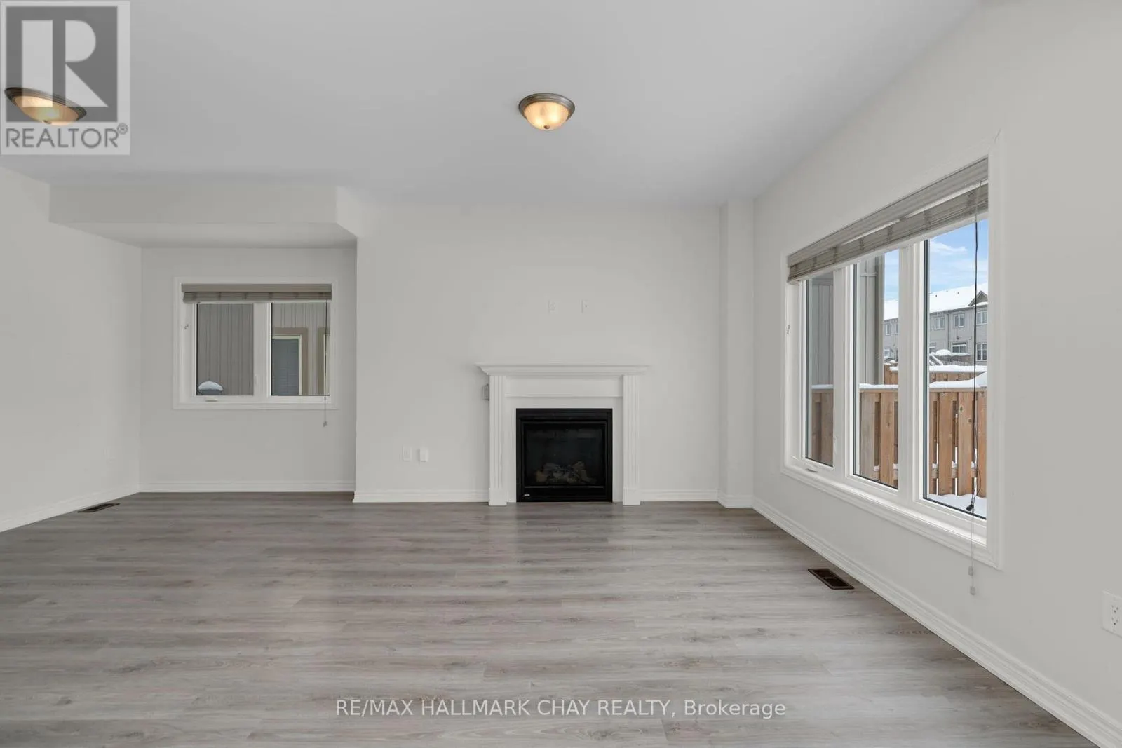 19 CHURCHLEA MEWS