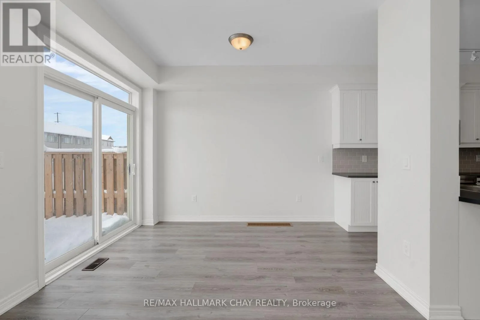 19 CHURCHLEA MEWS