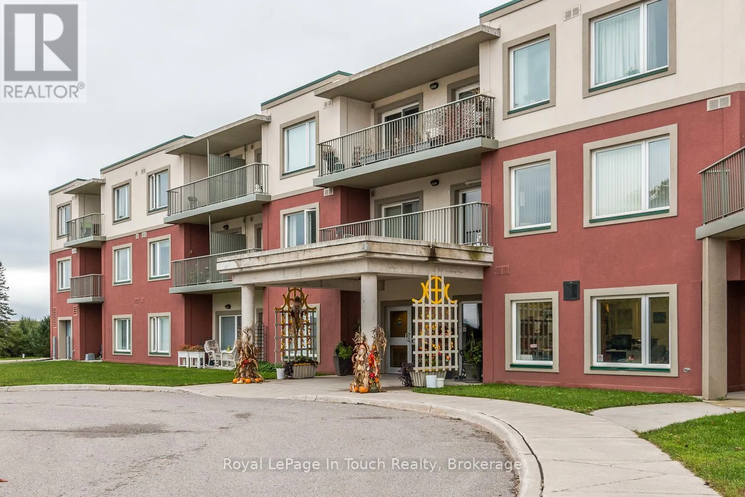 315 - 333 LAFONTAINE ROAD W, #315