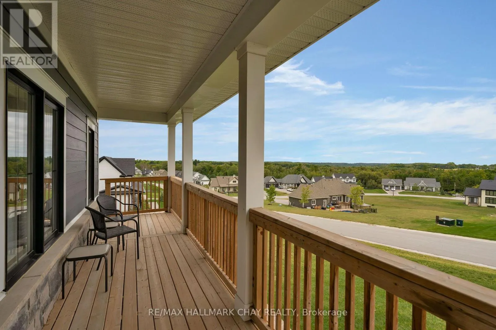 28 THOROUGHBRED DRIVE