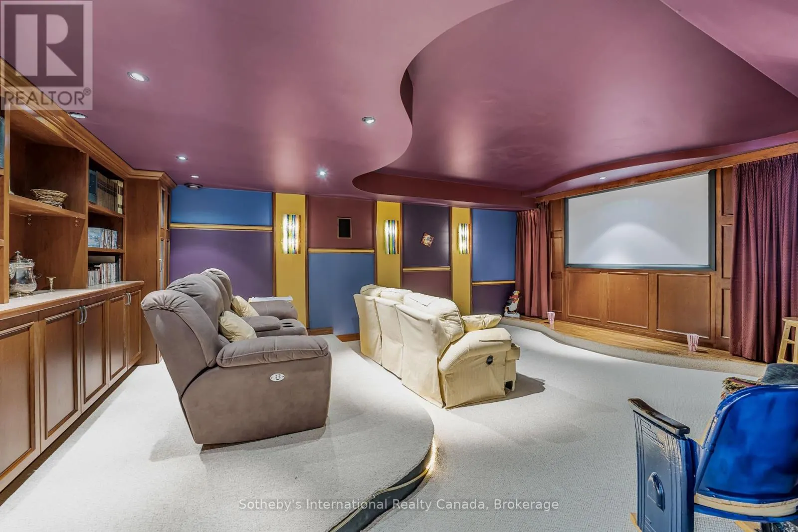 679 SANDY BAY ROAD