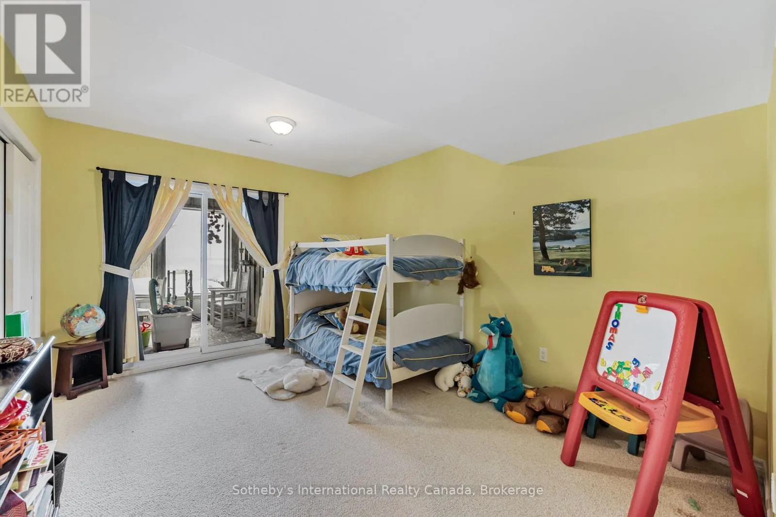 679 SANDY BAY ROAD