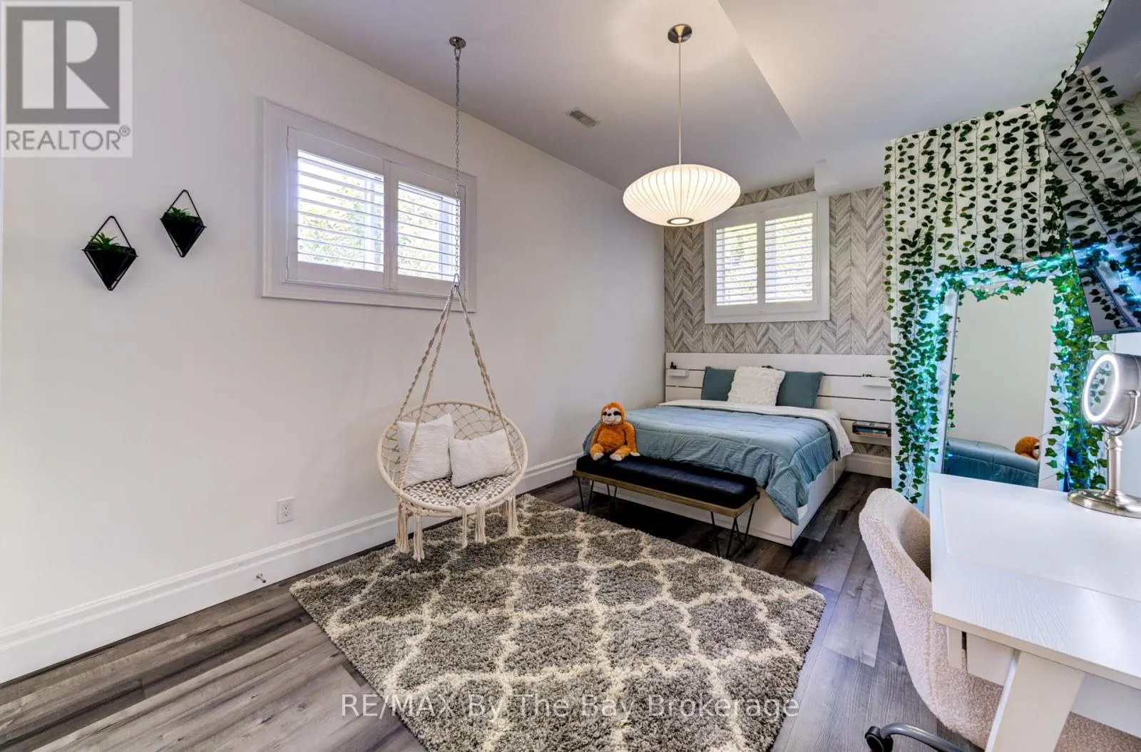280 ROBINSON ROAD