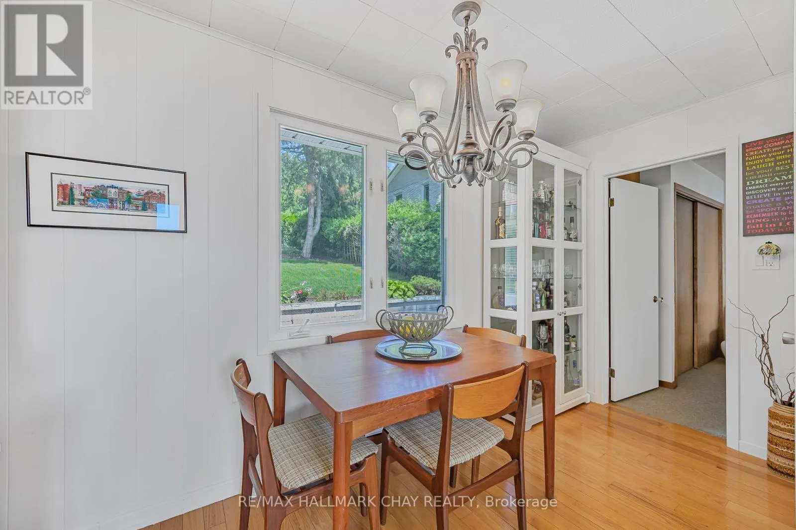 1125 WOODLAND DRIVE