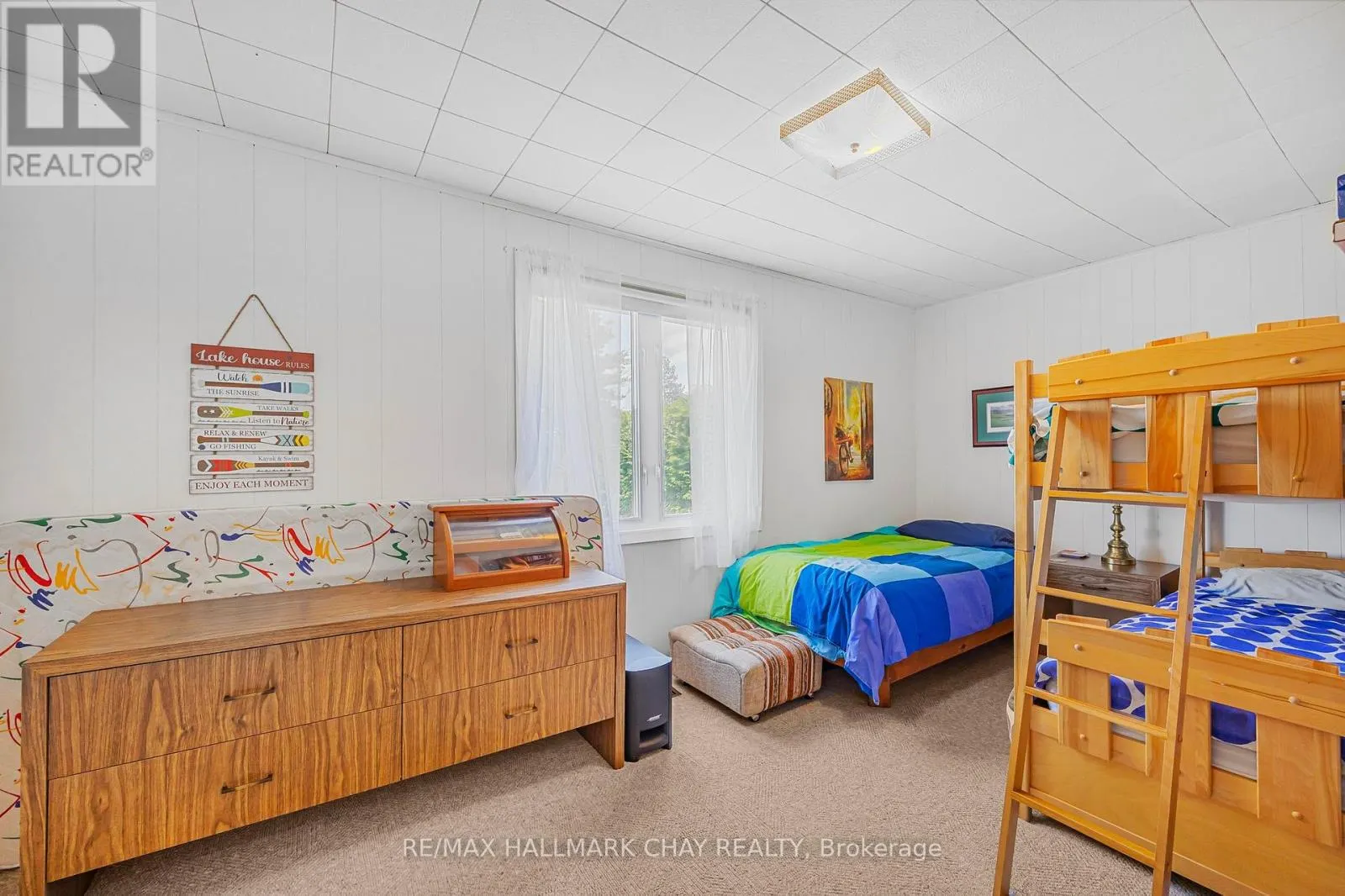 1125 WOODLAND DRIVE