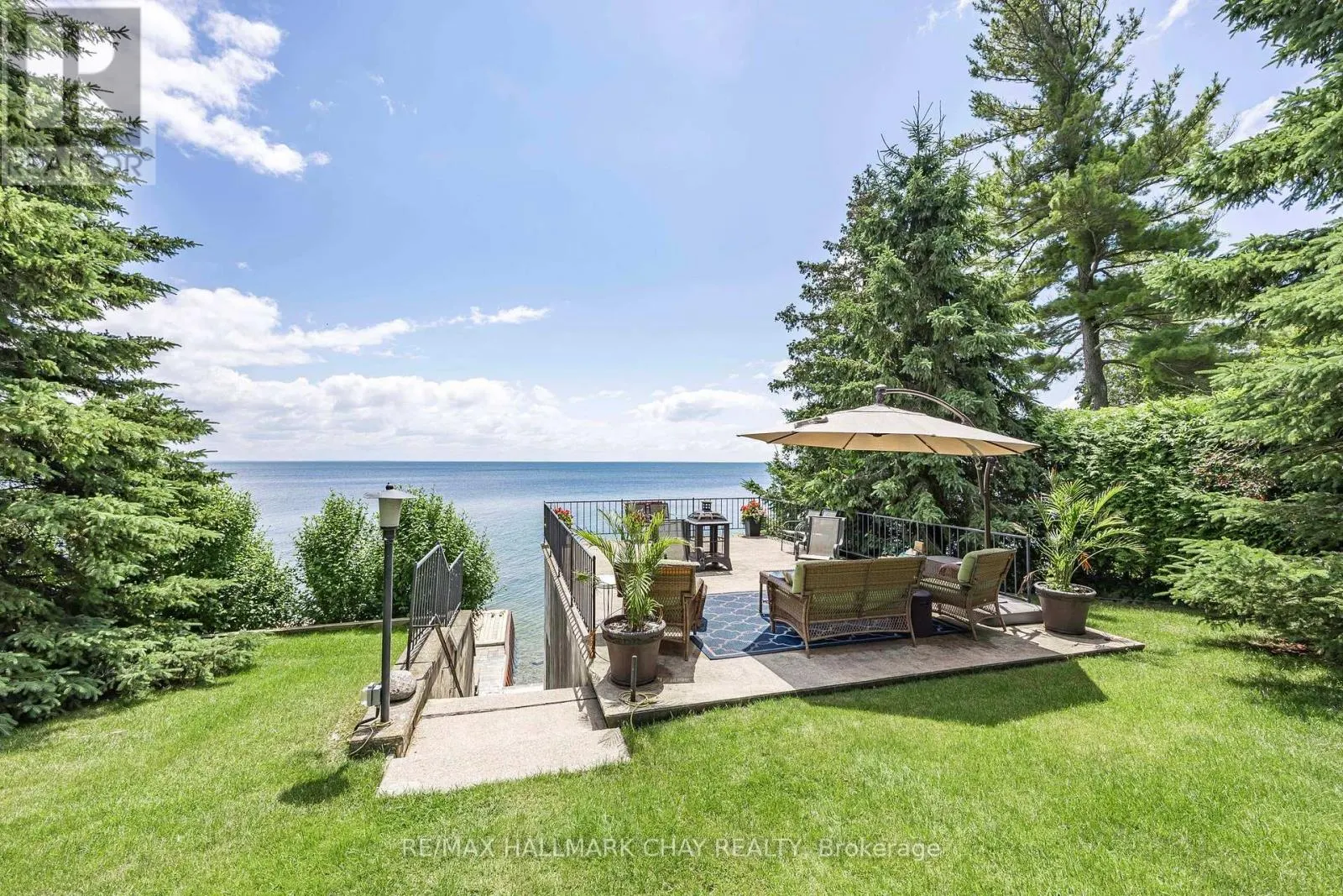 1125 WOODLAND DRIVE