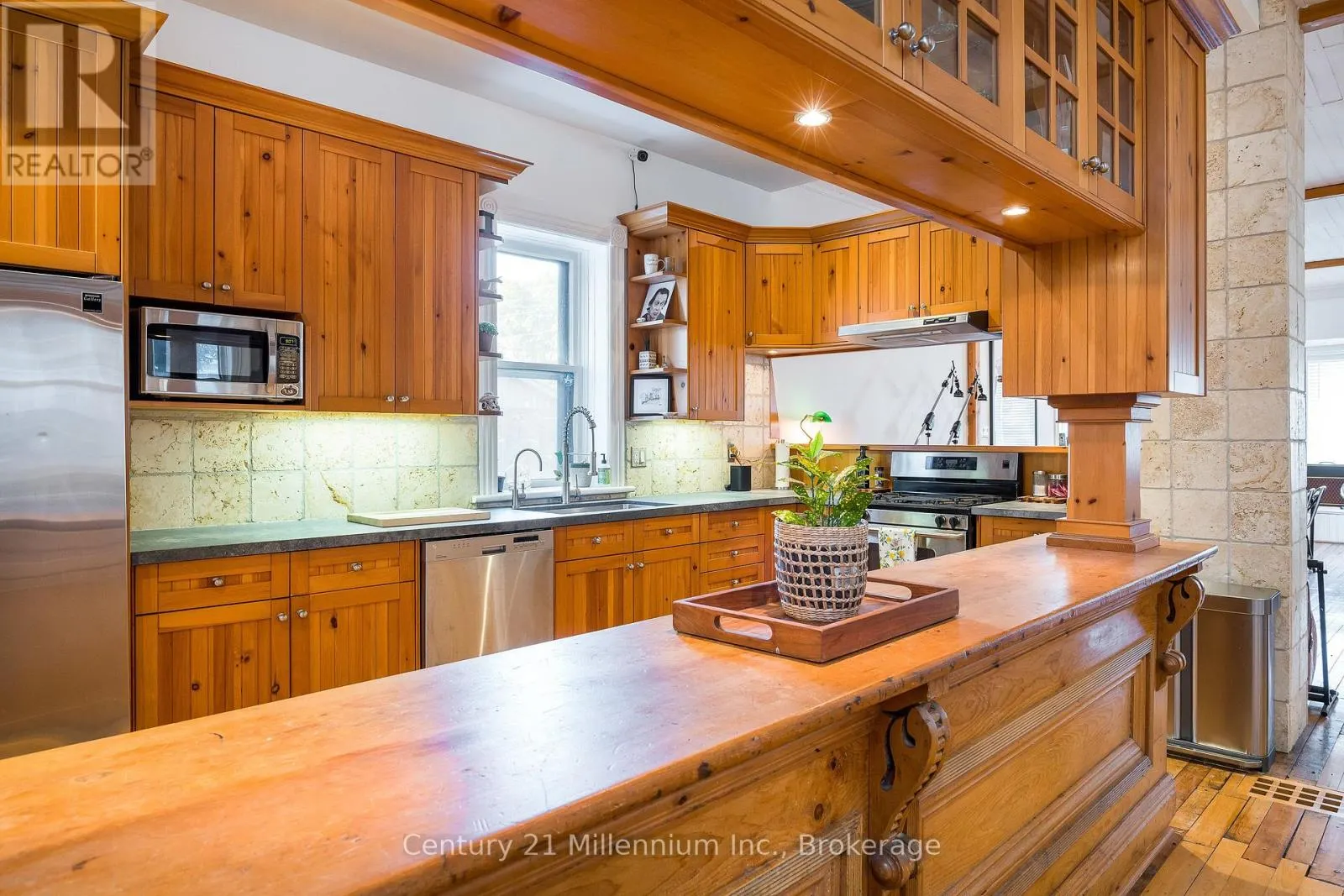 794093 COUNTY ROAD 124