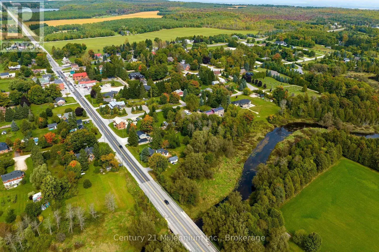 794093 COUNTY ROAD 124
