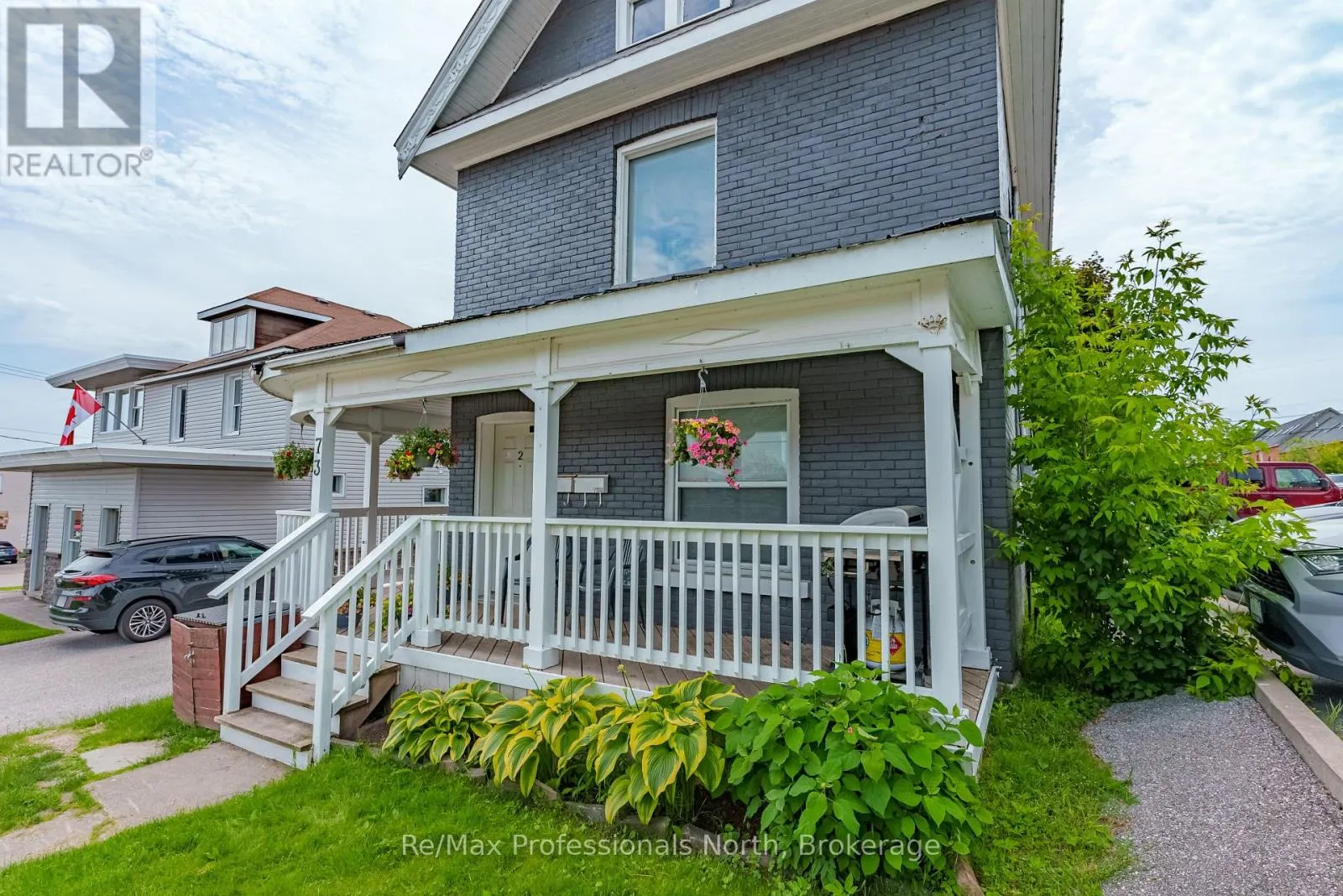 73 COLDWATER STREET E