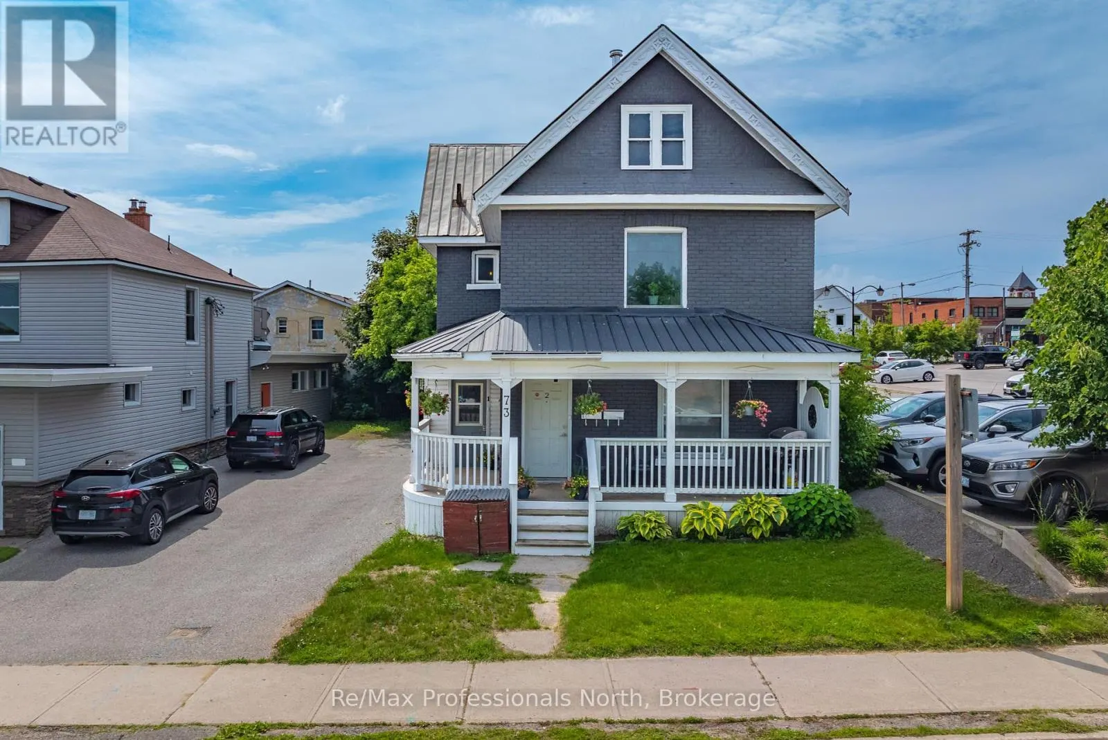 73 COLDWATER STREET E