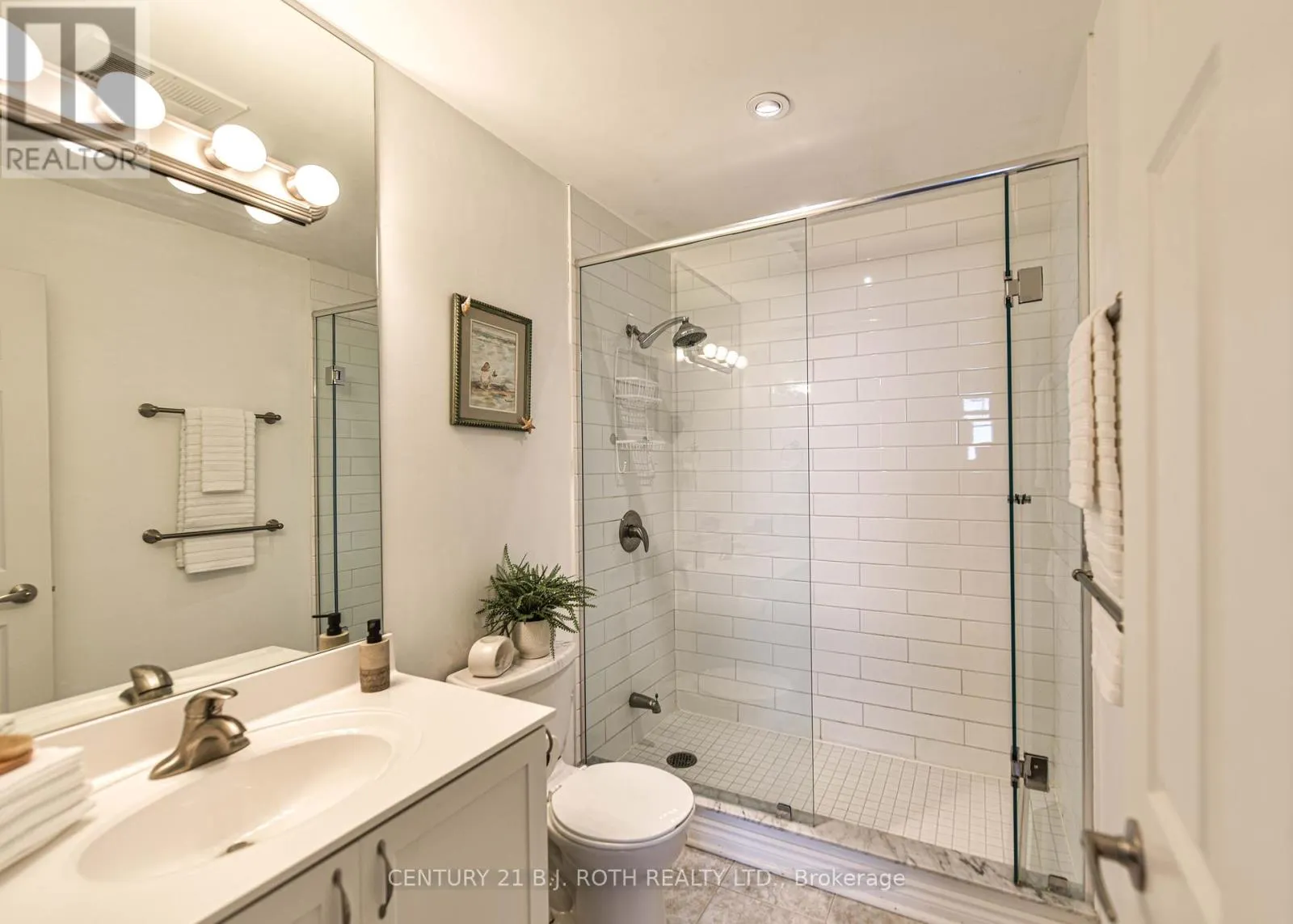804 - 354 ATHERLEY ROAD