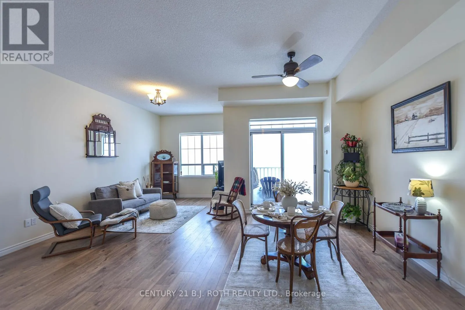 804 - 354 ATHERLEY ROAD