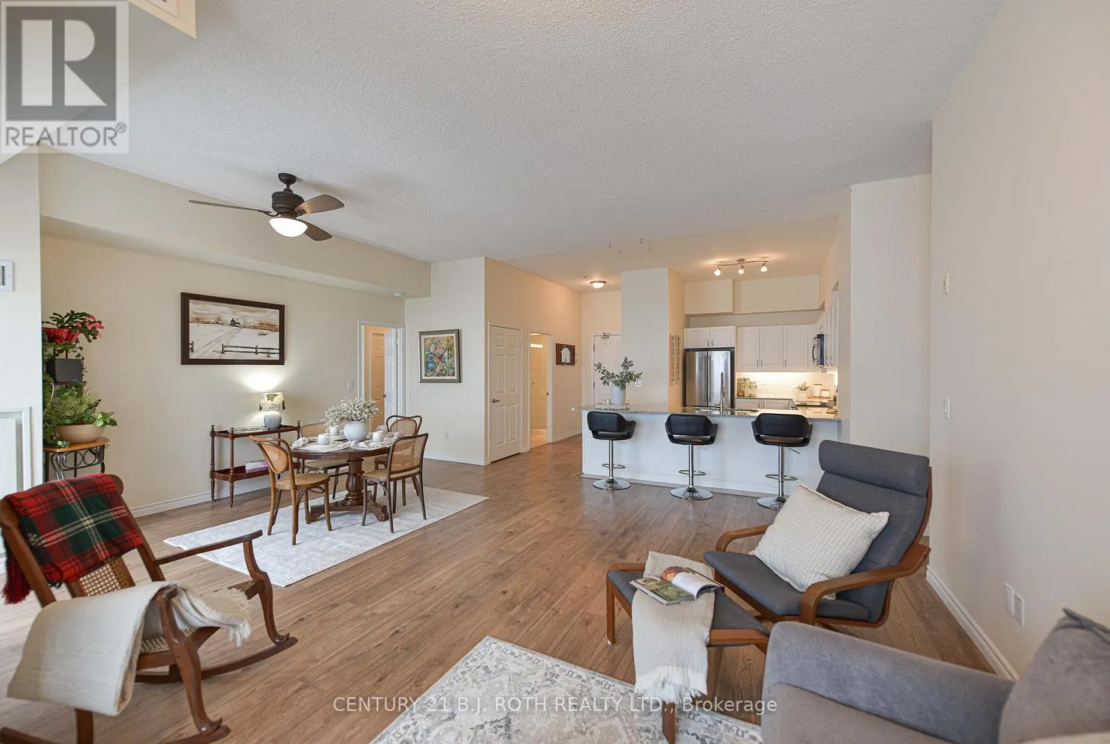 804 - 354 ATHERLEY ROAD