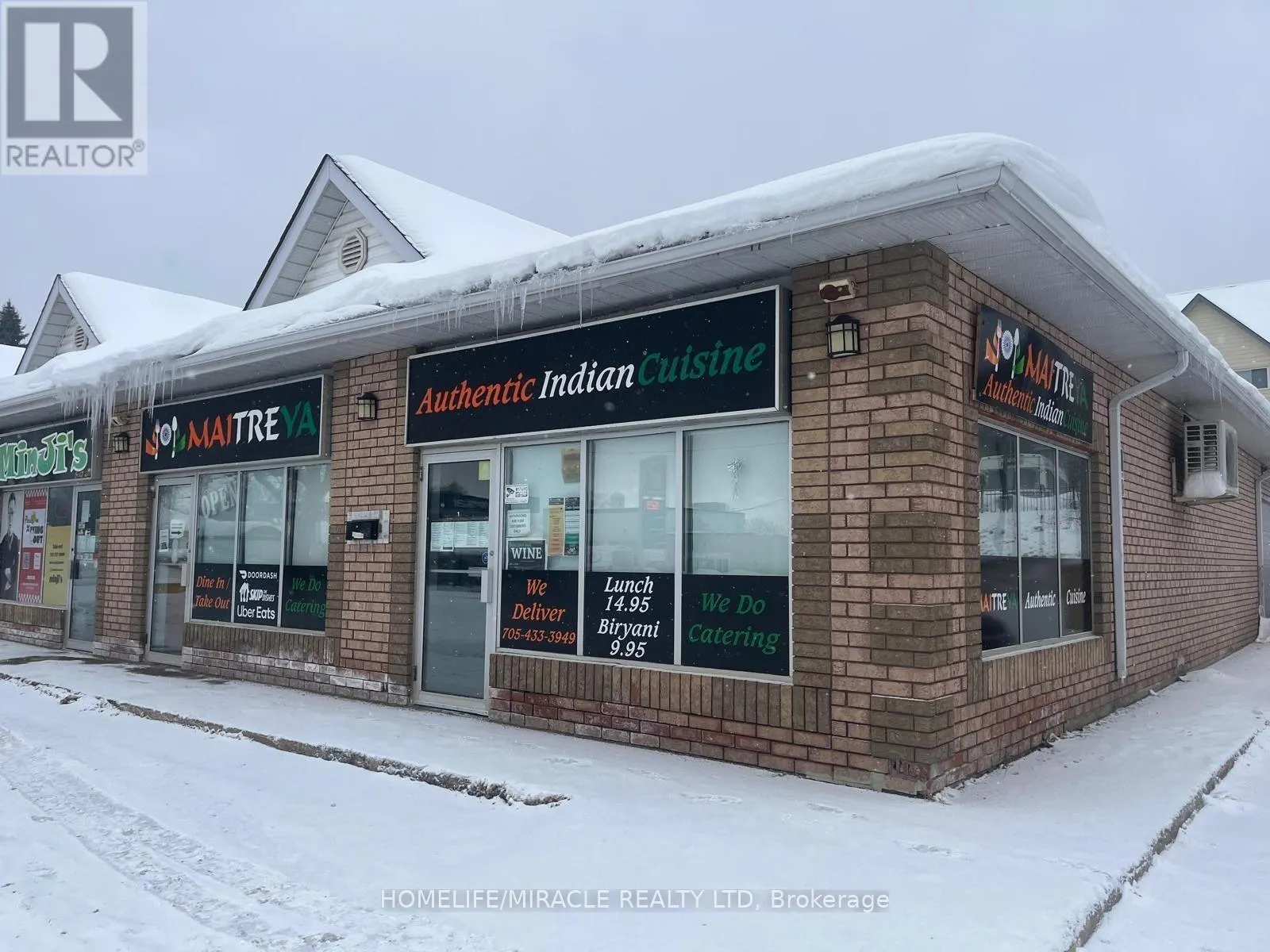 854 YONGE STREET