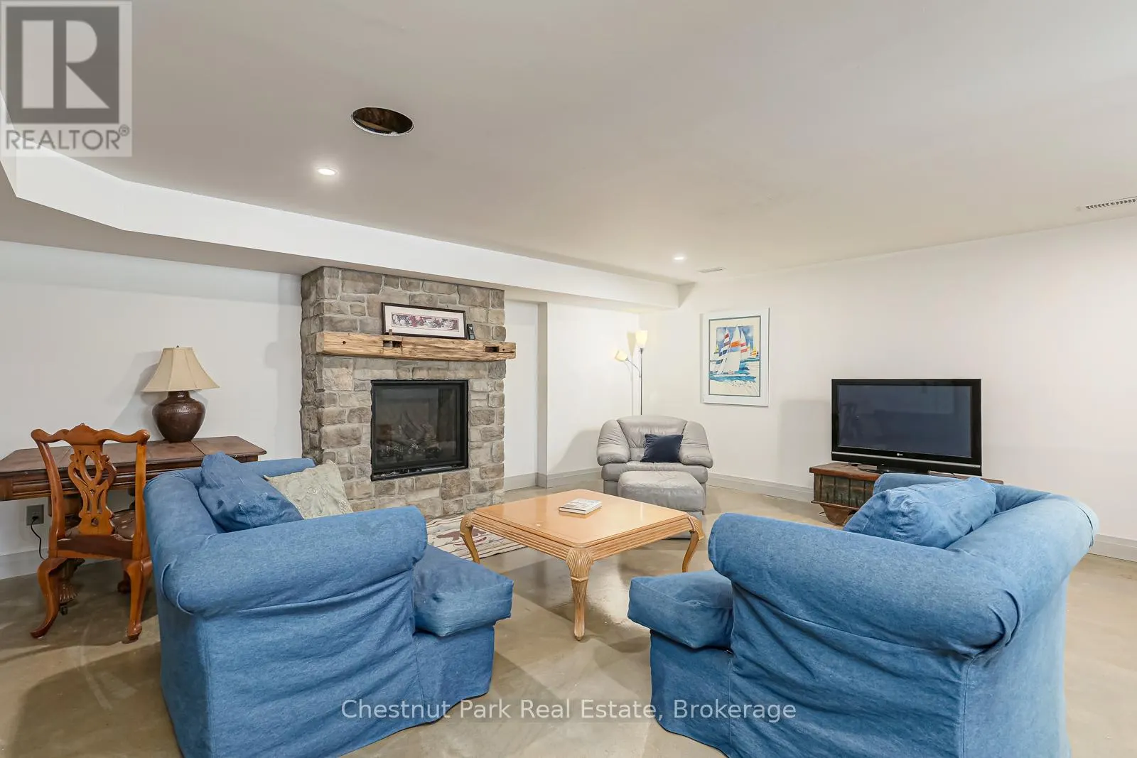 8610 POPLAR SIDE ROAD