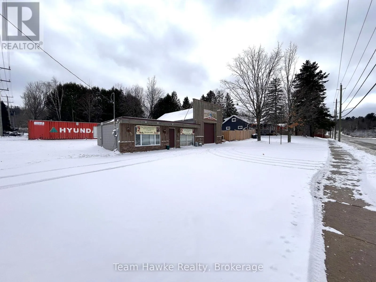 156 ROBERT STREET