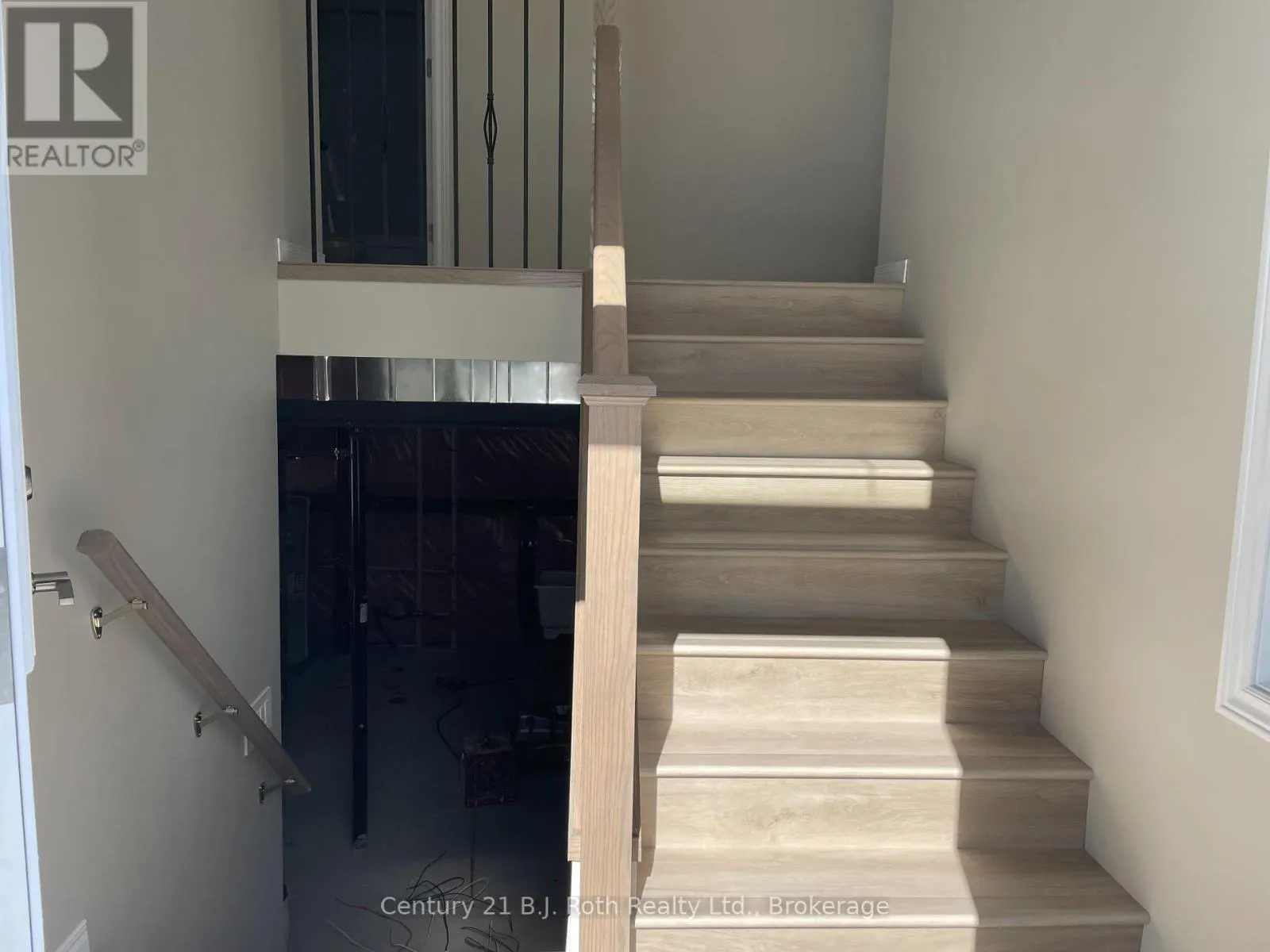 3382 AZCONA AVENUE