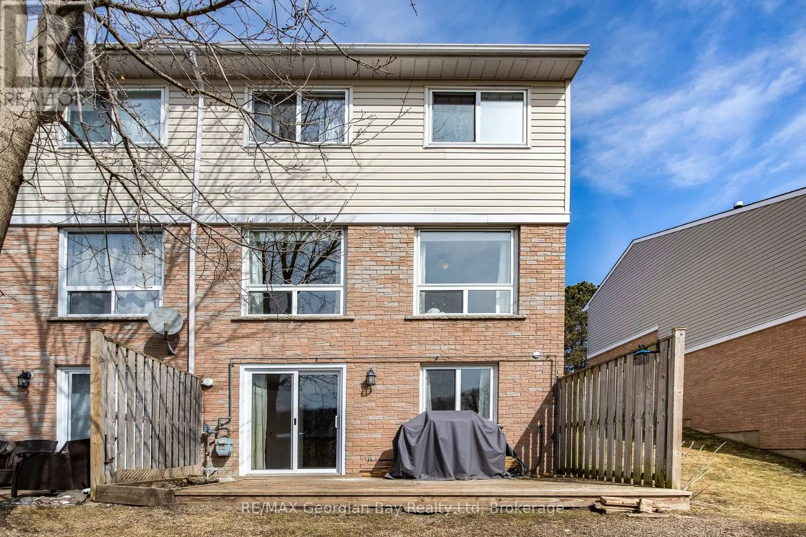 56 - 778 WILLIAM STREET, #56