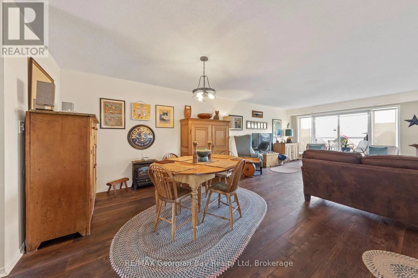 307 - 4 BECK BOULEVARD, #307