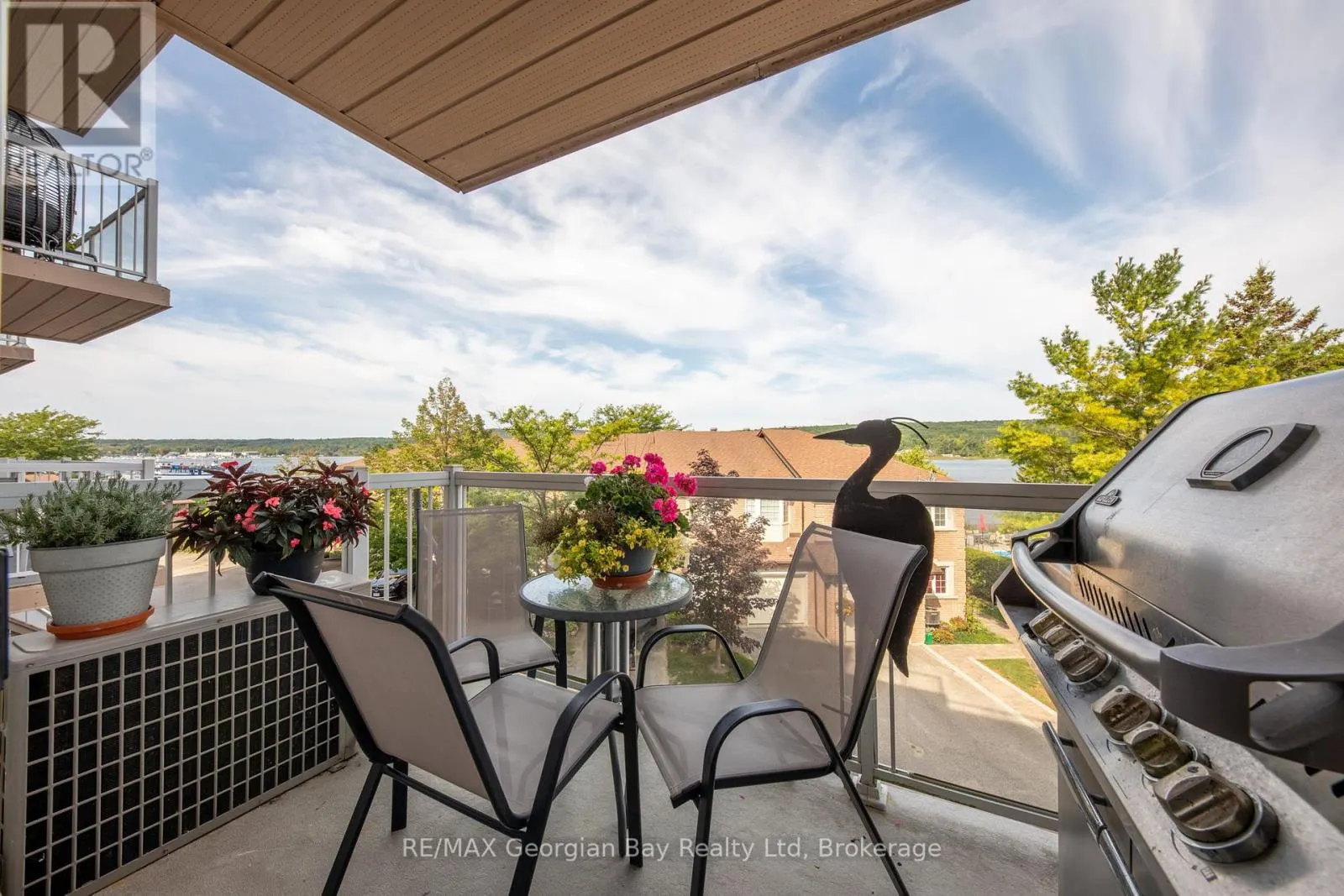 307 - 4 BECK BOULEVARD, #307