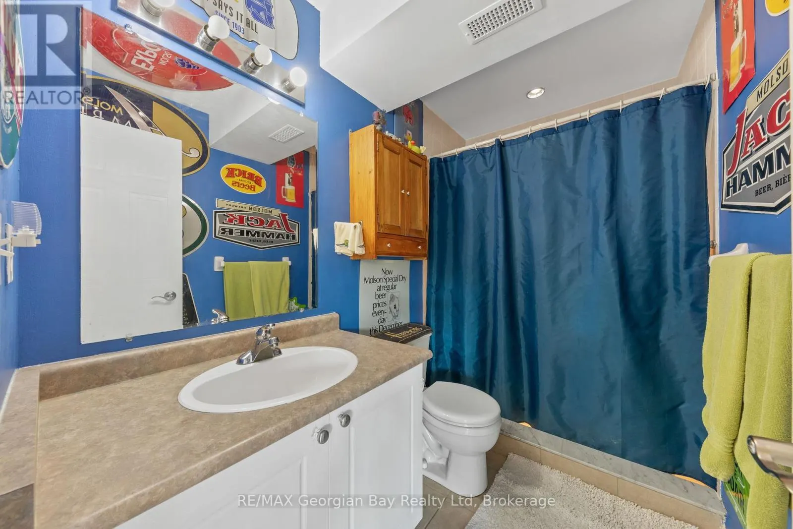 307 - 4 BECK BOULEVARD, #307