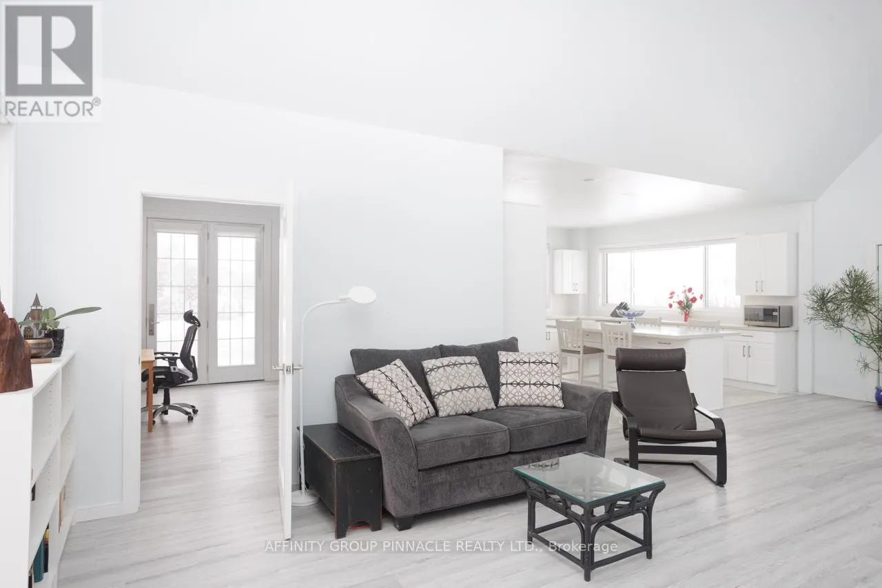 1295 CARLYON LINE