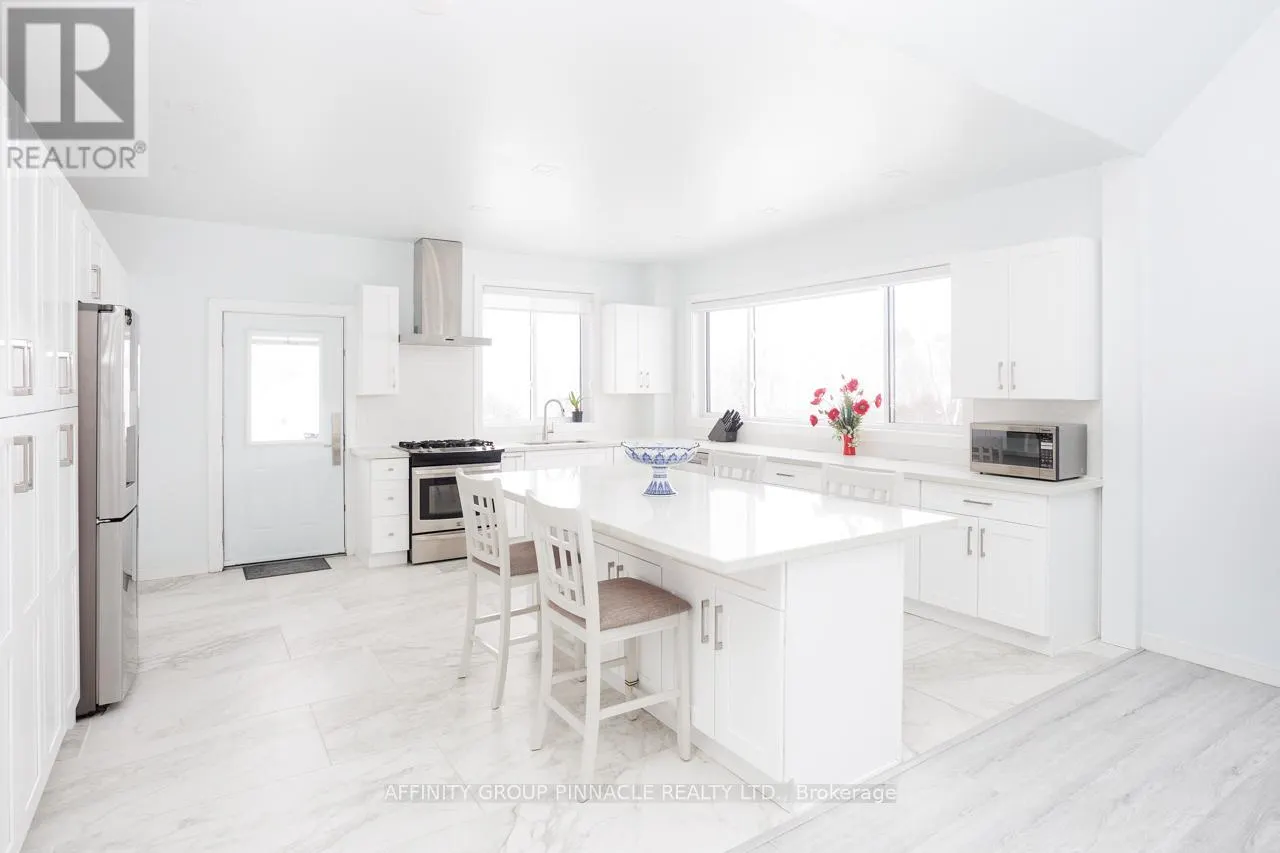 1295 CARLYON LINE