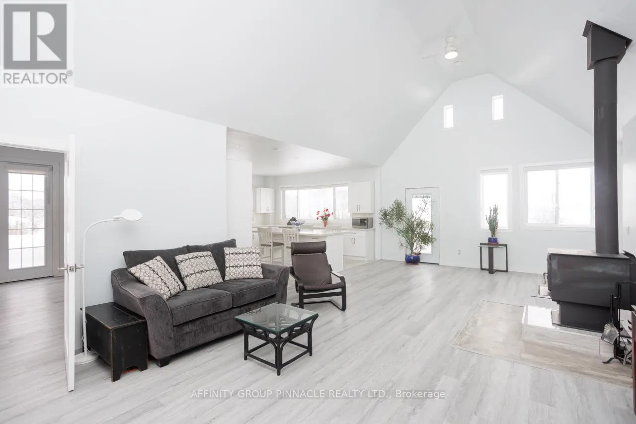1295 CARLYON LINE