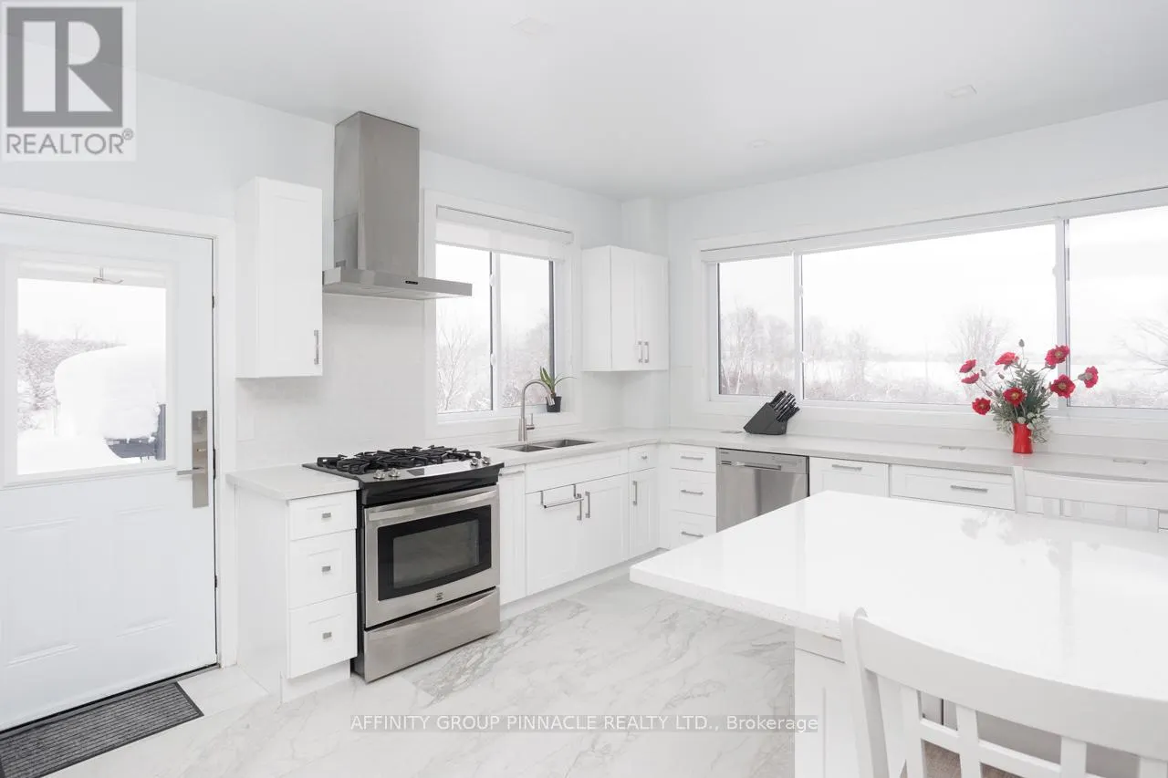 1295 CARLYON LINE