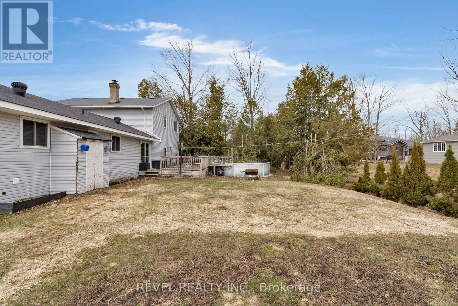 23 GREENGABLES DRIVE
