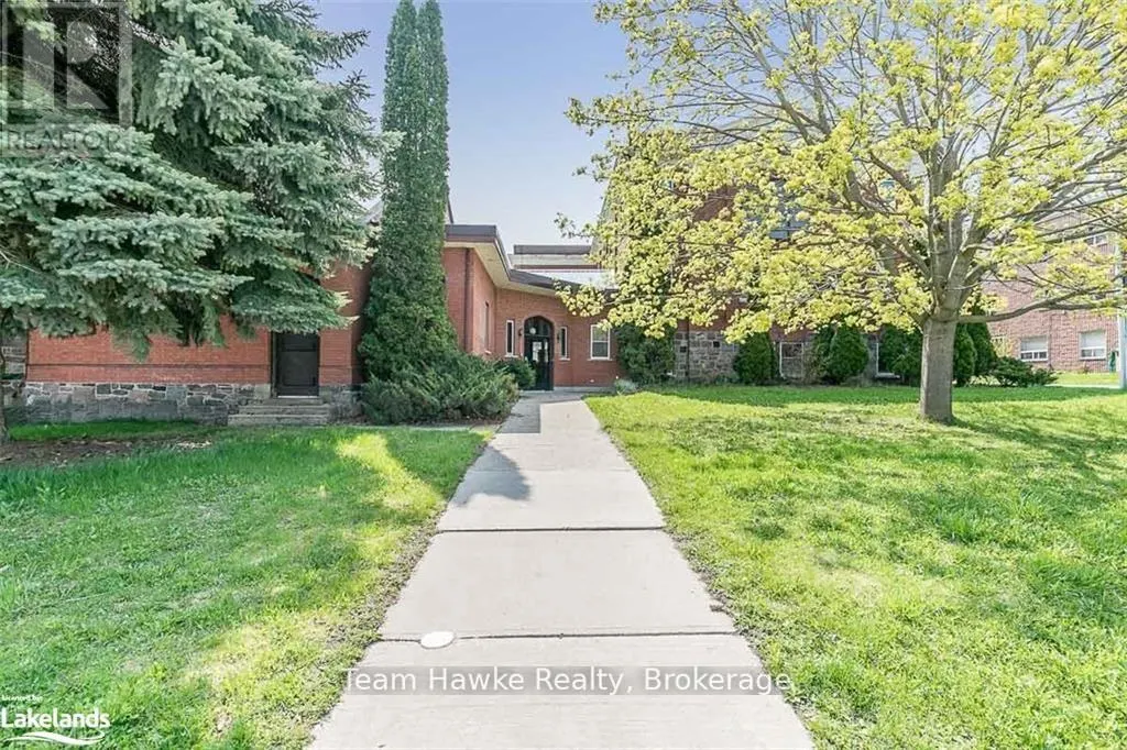 539 HUGEL AVENUE